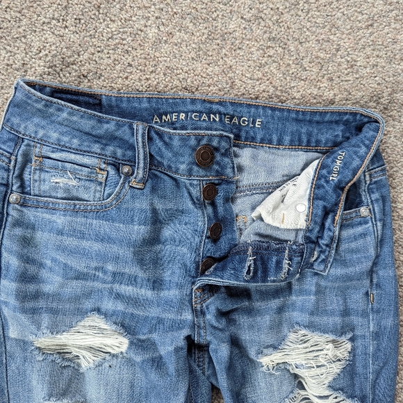 AE Distressed Tomgirl Jeans - Picture 5 of 8